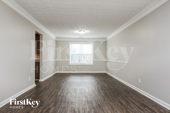 Building Photo - 1213 Lakeview Cove Dr