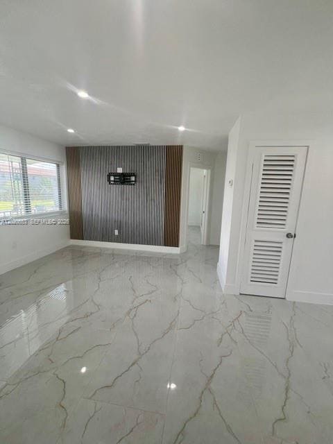 Building Photo - 12020 W Golf Dr