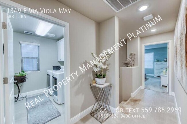 Building Photo - 1349 E Via Viola Way