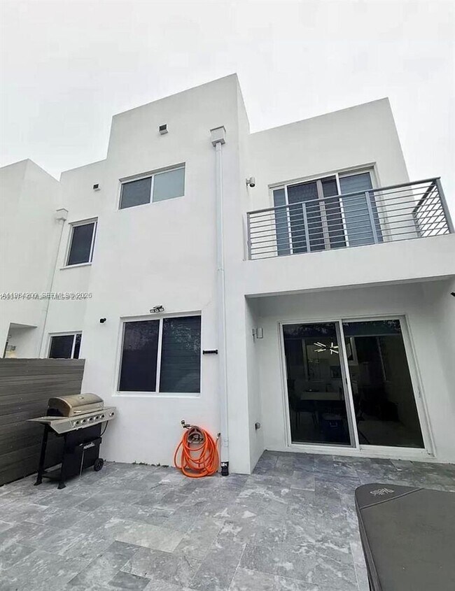 Building Photo - 7240 NW 103rd Path