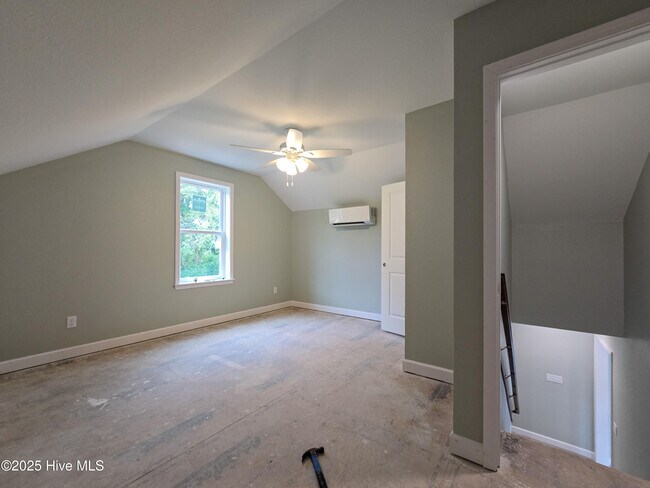 Building Photo - 106 Perth Dr