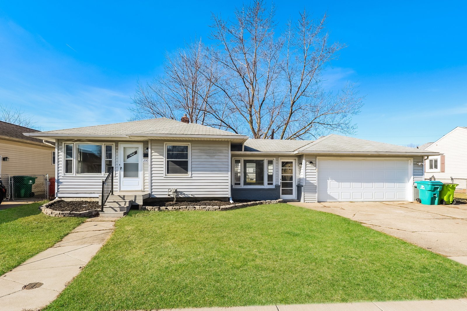 Building Photo - 23035 Donald Ave