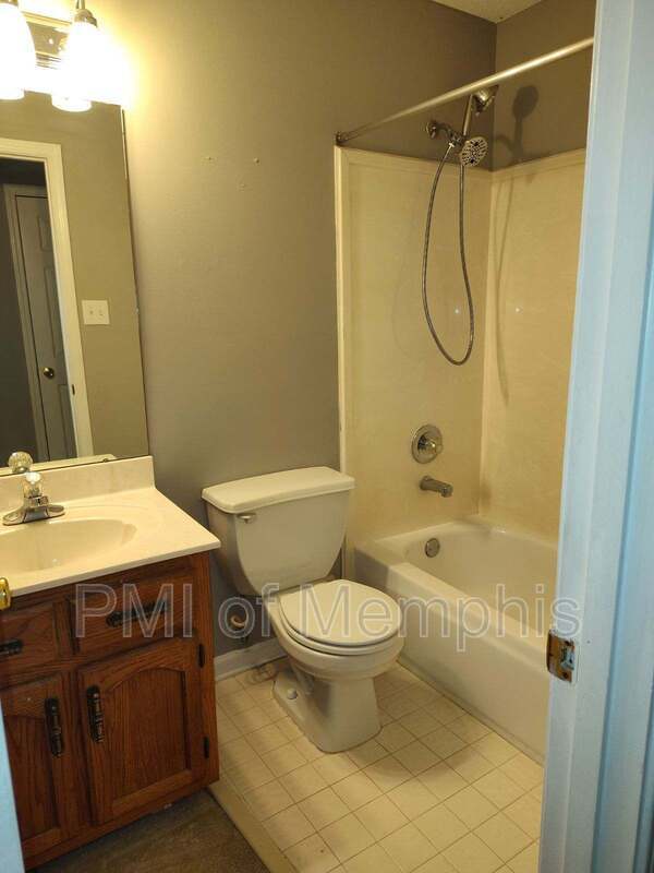 Building Photo - 3067 Woodland Fern Cove