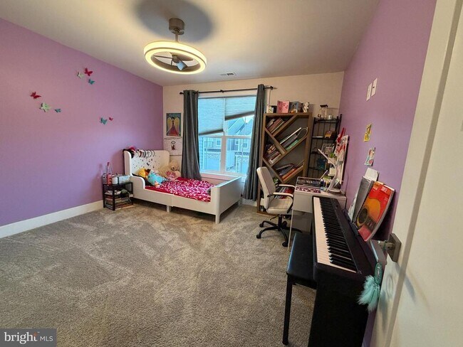 Building Photo - 506 Juneberry Ct