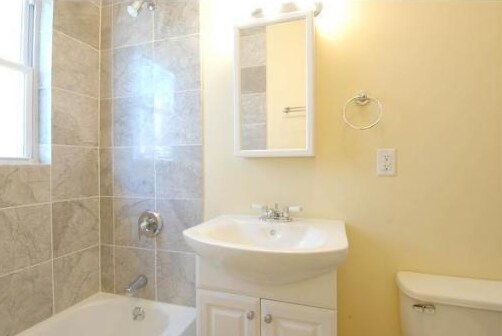 Building Photo - 19 Parker Hill Ave