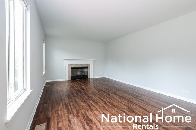 Building Photo - Gorgeous Home in Plano, Illinois!