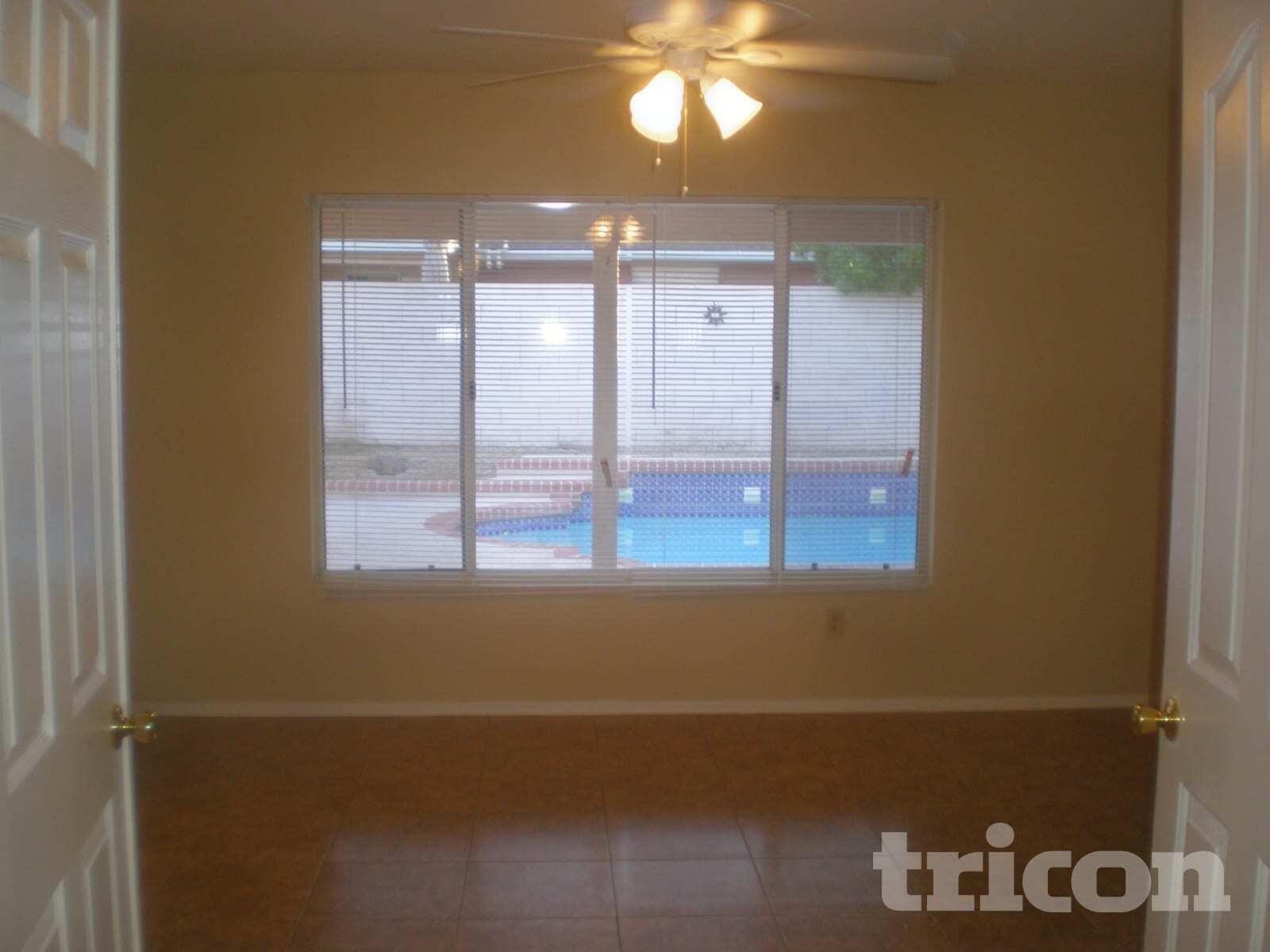 Building Photo - 17521 N 86th Ave