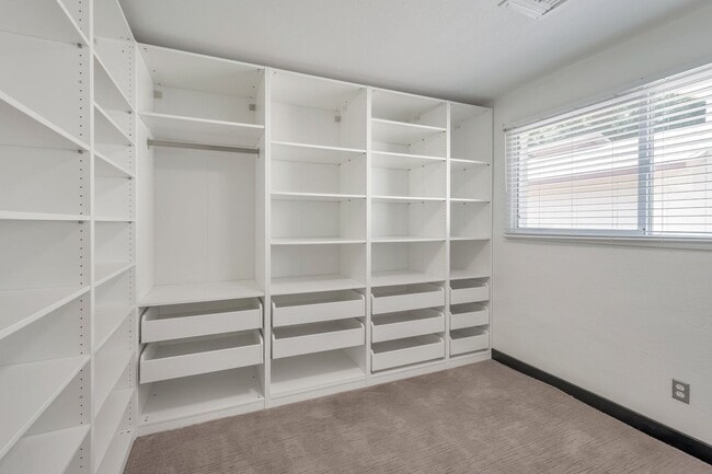 Building Photo - Scottsdale 2 bed 2 Bath Home - With a Pool!!!