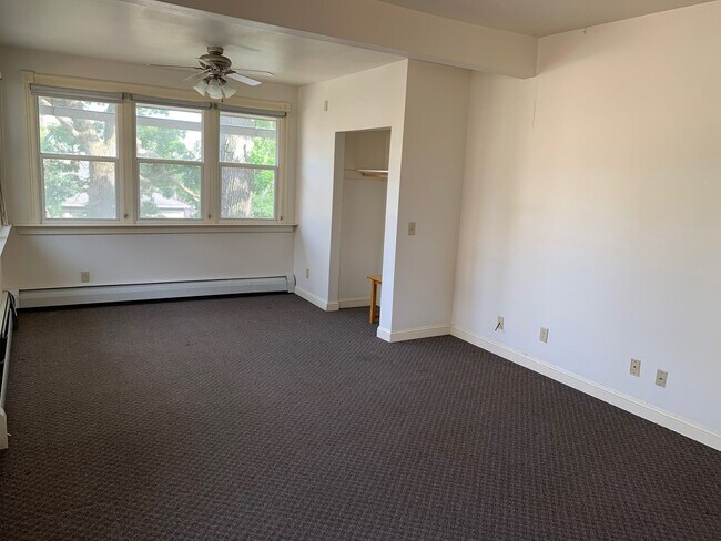 Building Photo - 127 Langdon St