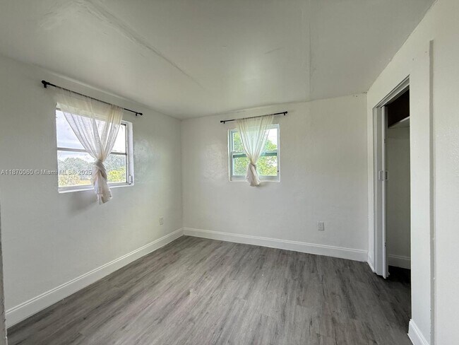 Building Photo - 3608 Sammy Watkins Ave