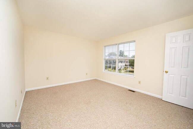 Building Photo - 5025 Rebecca Fell Dr