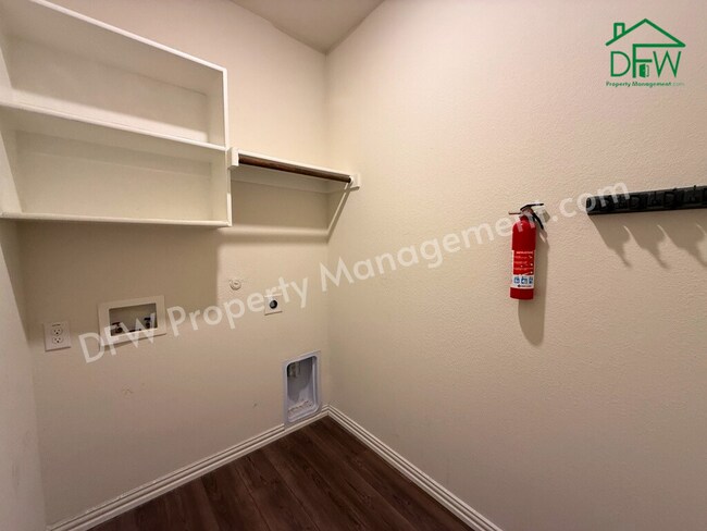 Building Photo - Spacious 4-Bedroom Home for Lease in Princeton!