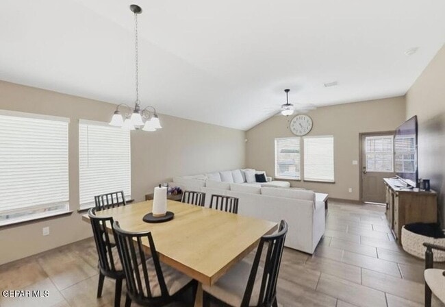 Building Photo - 14904 Tierra Coruna Ave