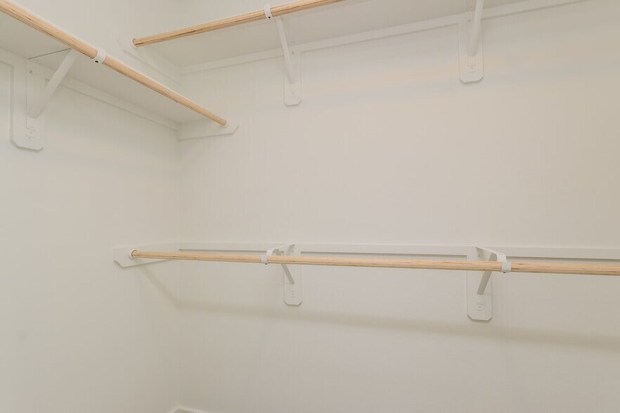 Building Photo - 2612 Shady Cedar Ct