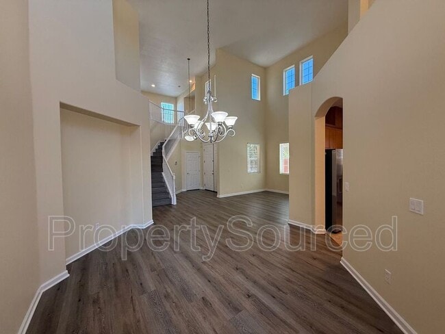 Building Photo - 1633 Sparrowhawk St