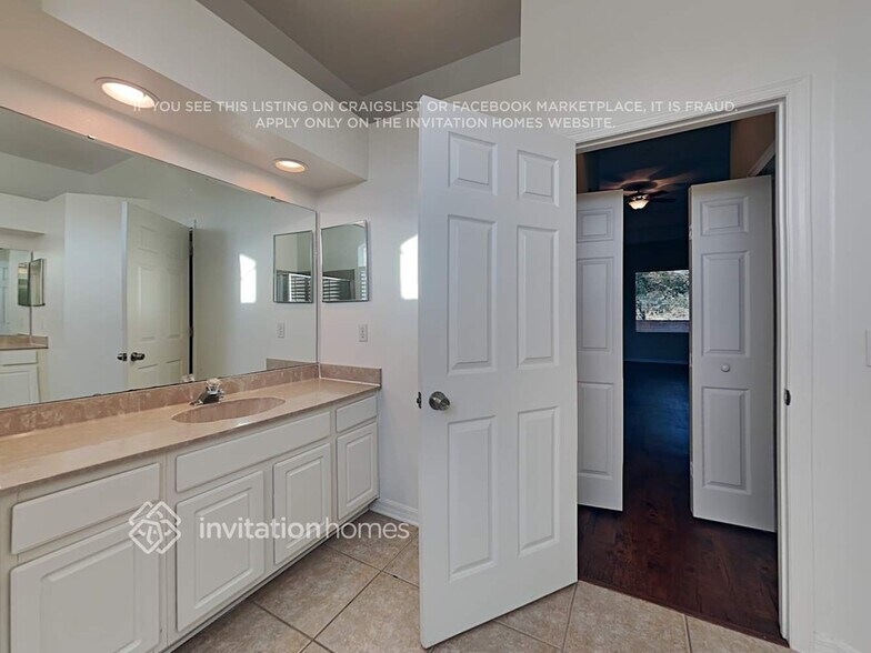 Building Photo - 2151 Wintermere Pointe Dr