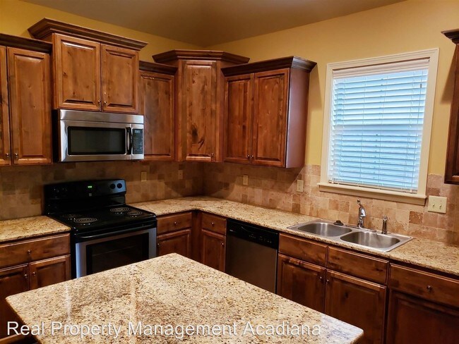Building Photo - 3 br, 2 bath House - 332 Chimney Rock