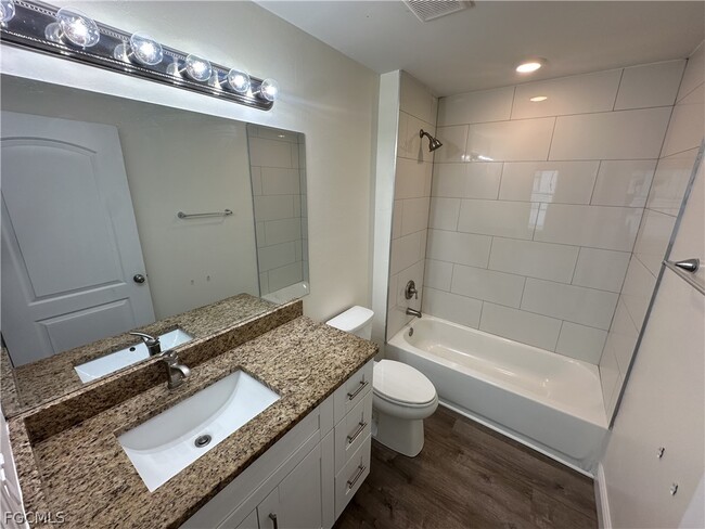 Building Photo - 136 Francis Ave