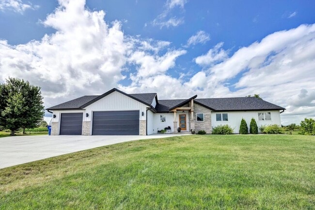 Building Photo - Executive Rental – Custom 5-Bedroom, 3.5-B...