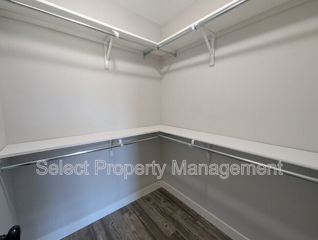 Building Photo - 1408 Sacred Oak Ct