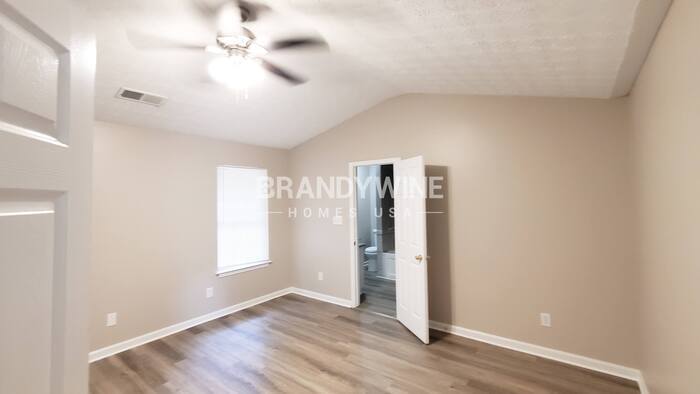 Building Photo - 769 Winbrook Dr