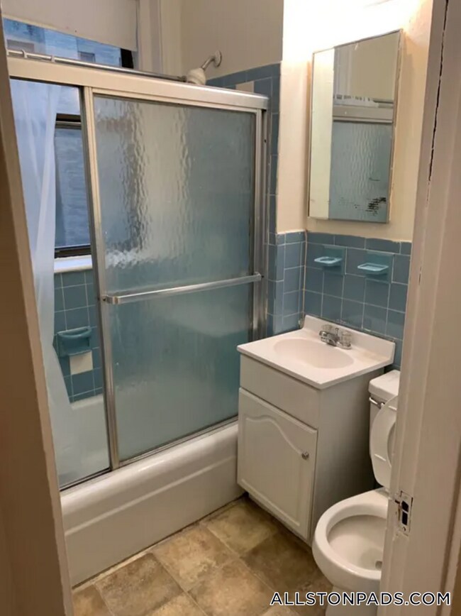 Building Photo - 1152 Commonwealth Ave