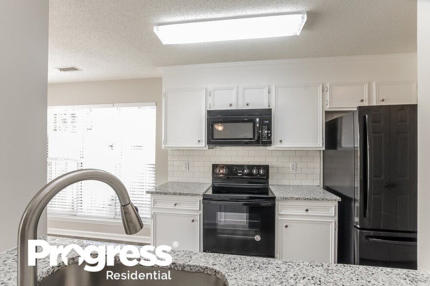 Building Photo - 4201 Swan Sea Ct
