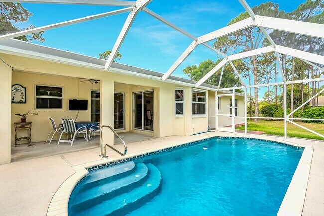 Building Photo - 14155 86th Rd N