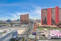 Building Photo - 2700 S Las Vegas Blvd