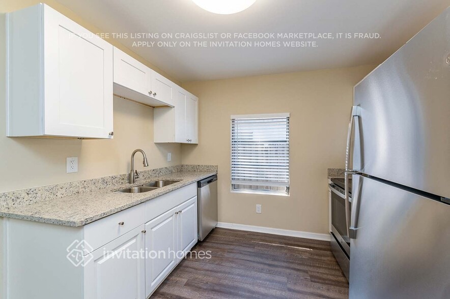 Building Photo - 1921 48th St S