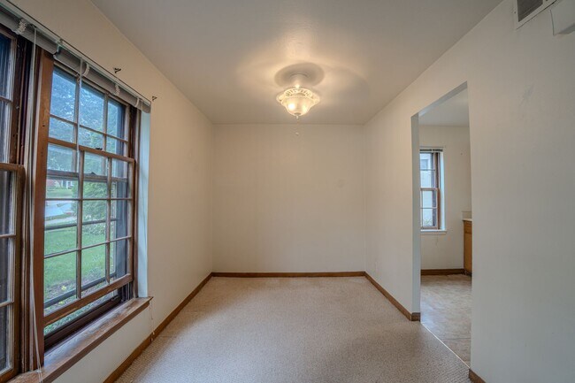 Building Photo - 4204 N Olsen Ave