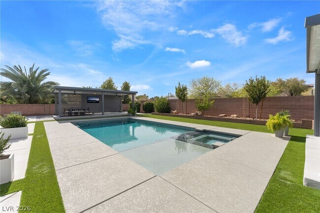 Building Photo - 7581 Proud Meadows St