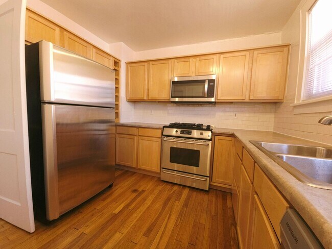 Building Photo - 440-442 Clarkson
