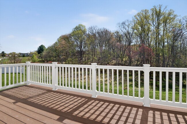 Building Photo - 19753 Grn Vlg Dr