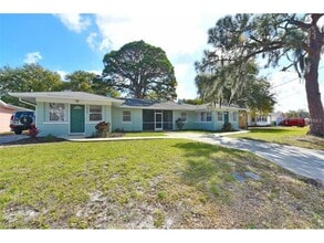 Building Photo - 3904 Sarasota Ave