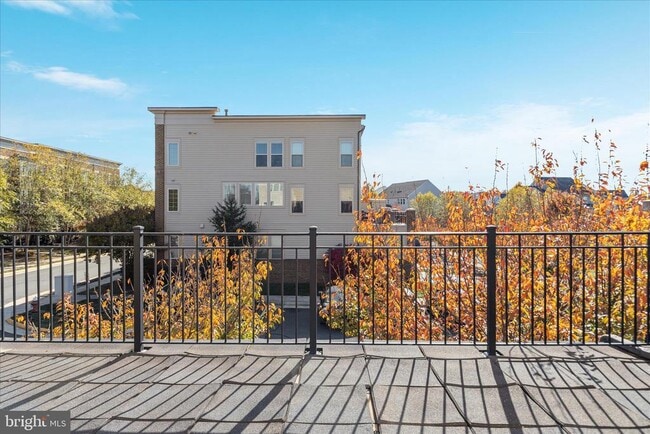 Building Photo - 42211 Yancey Terrace