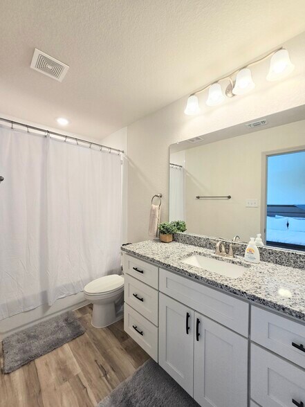 Building Photo - 13522 Tulipwood Nook