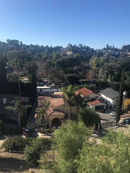 Building Photo - 5035 Escobedo Dr