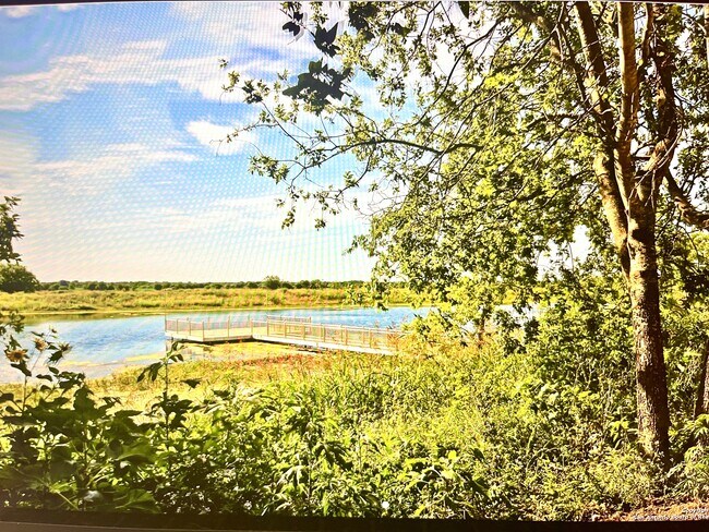 Building Photo - 10829 Emerick St