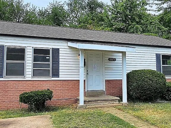 Primary Photo - 10073 Royal Dr