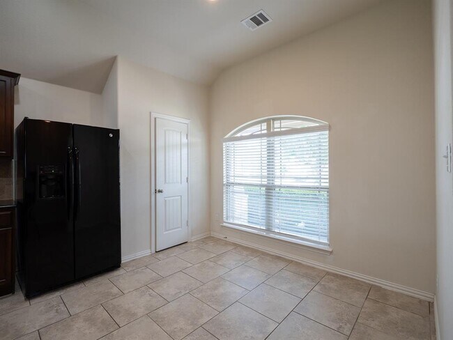 Building Photo - 238 Travertine Trail