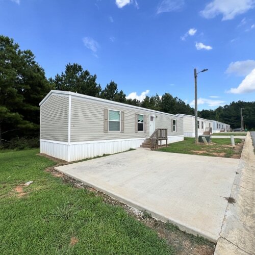Building Photo - 303 Beaver Dam Cir