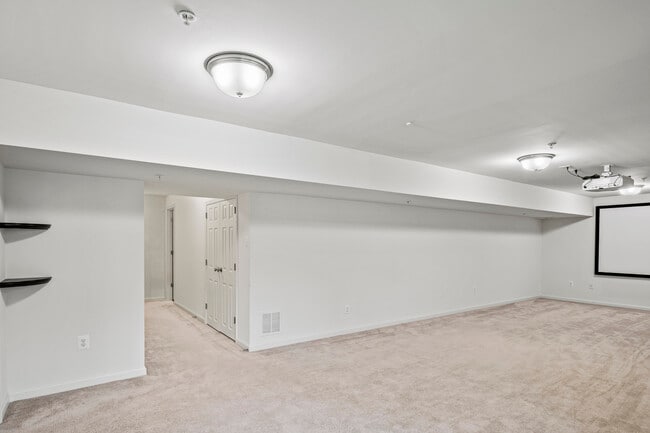 Building Photo - 5979 Cypress Springs Rd