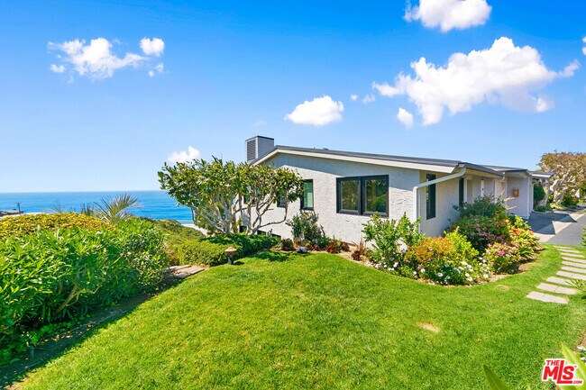 Building Photo - 6817 Seawatch Ln