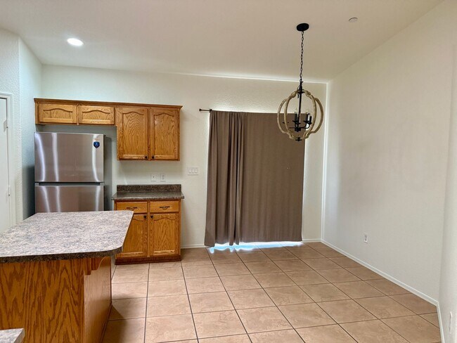 Building Photo - 3108 S Ragen Dr