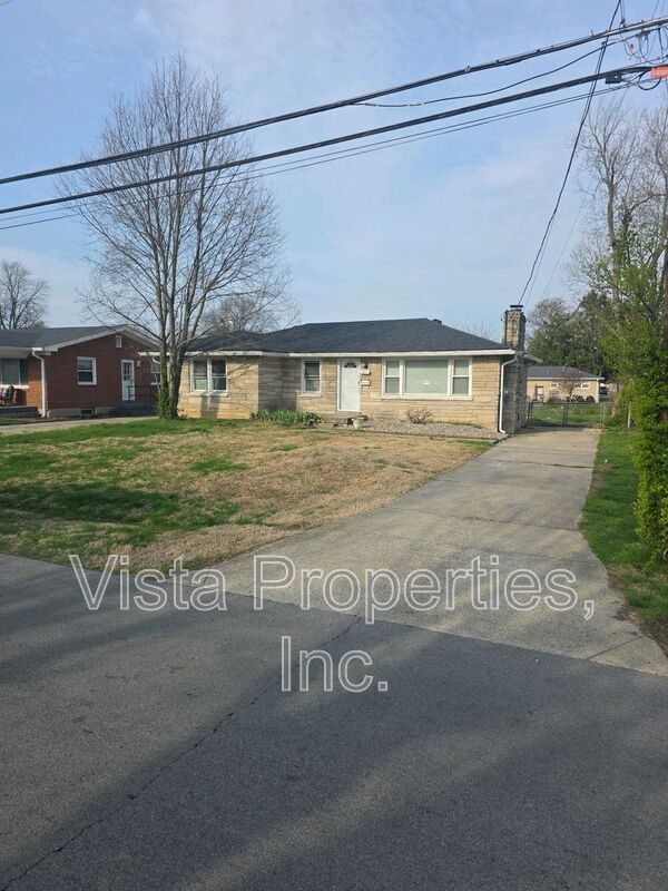 Building Photo - 7802 Columbine Dr