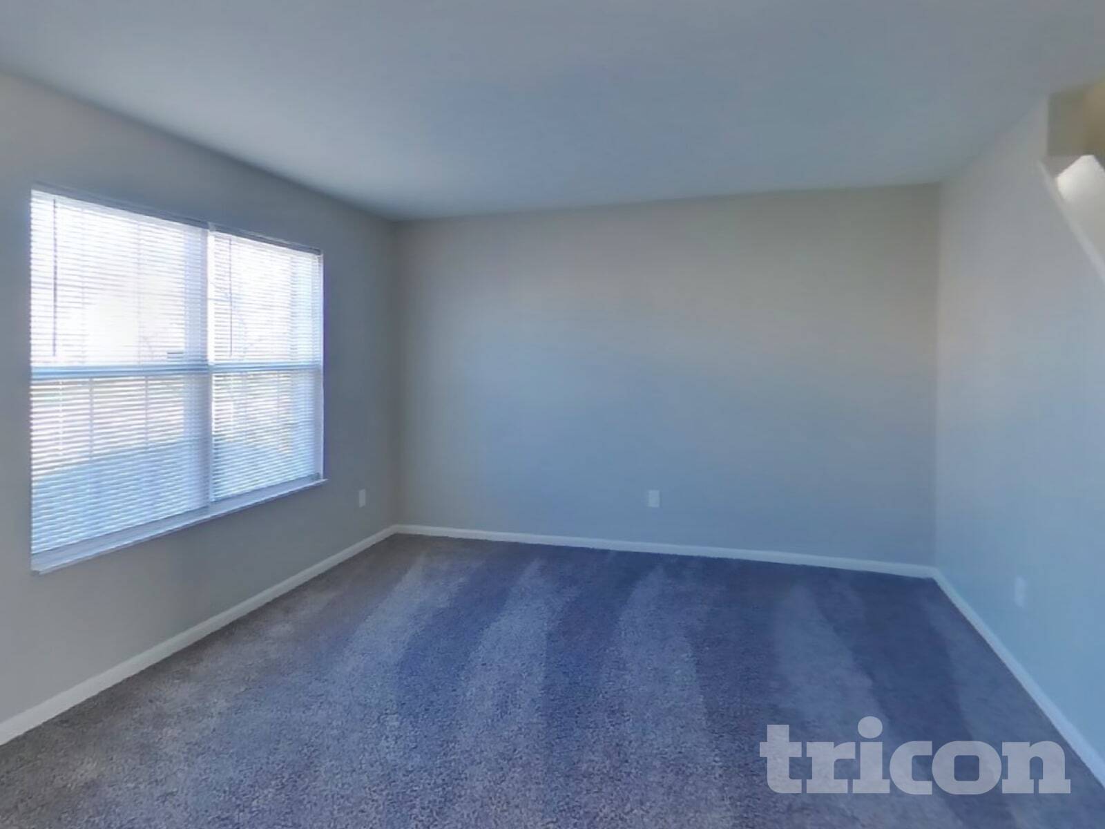 Building Photo - 6953 W Briar Park View