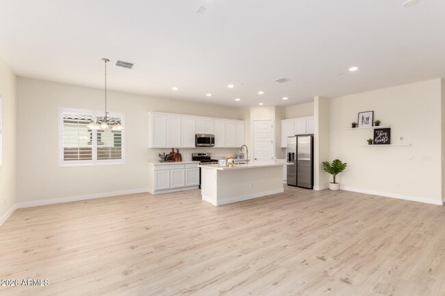 Building Photo - 18453 W Elwood St