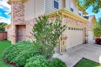 Building Photo - Beautiful 3 Bedroom Duplex in Lavon, TX!