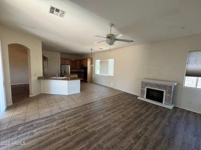 Building Photo - 13393 W Tyler Trail